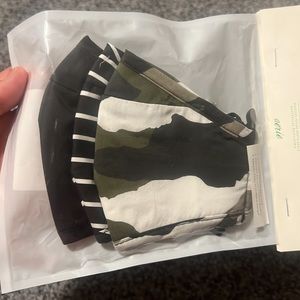 FREE WITH YOUR ORDER Aerie Reusable Face Masks 3 NWT